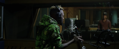 Kwesta – Ngiyaz’fela Ngawe (Official Music Video)