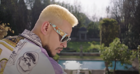AKA – Fela In Versace ft. Kiddominant